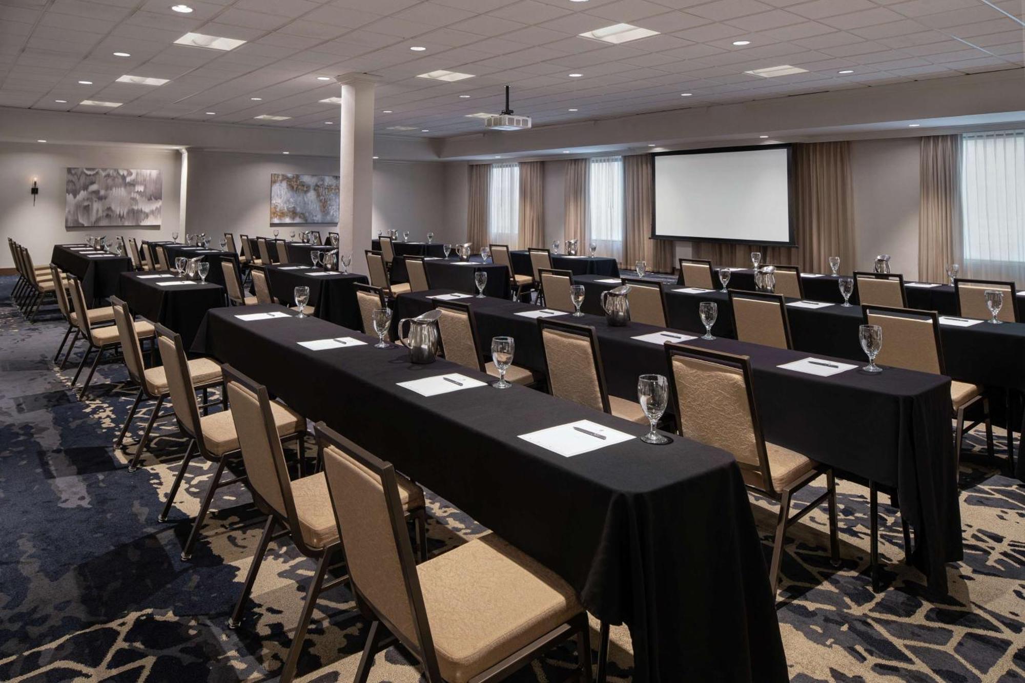 Embassy Suites By Hilton Fort Worth Downtown Екстер'єр фото