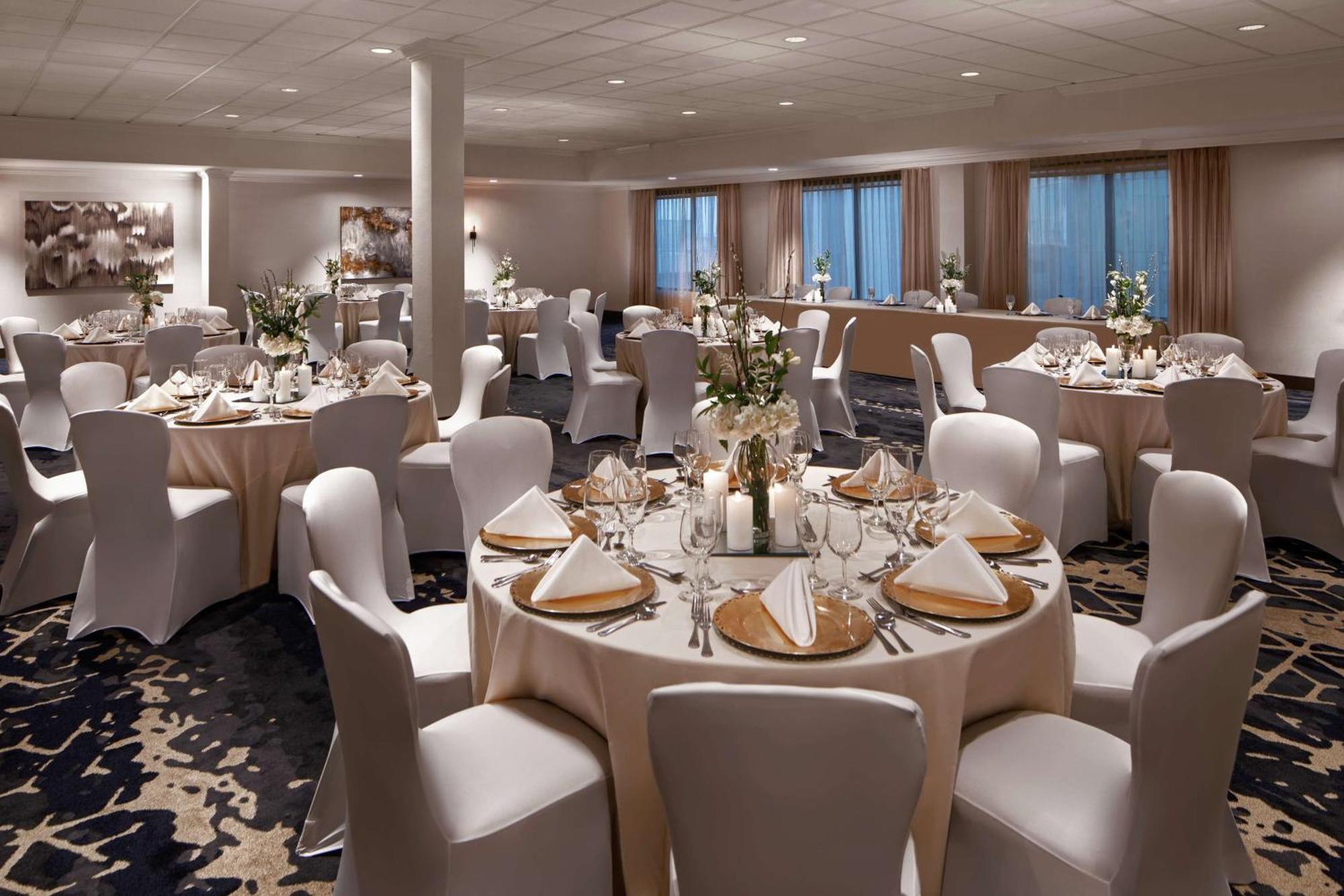 Embassy Suites By Hilton Fort Worth Downtown Екстер'єр фото