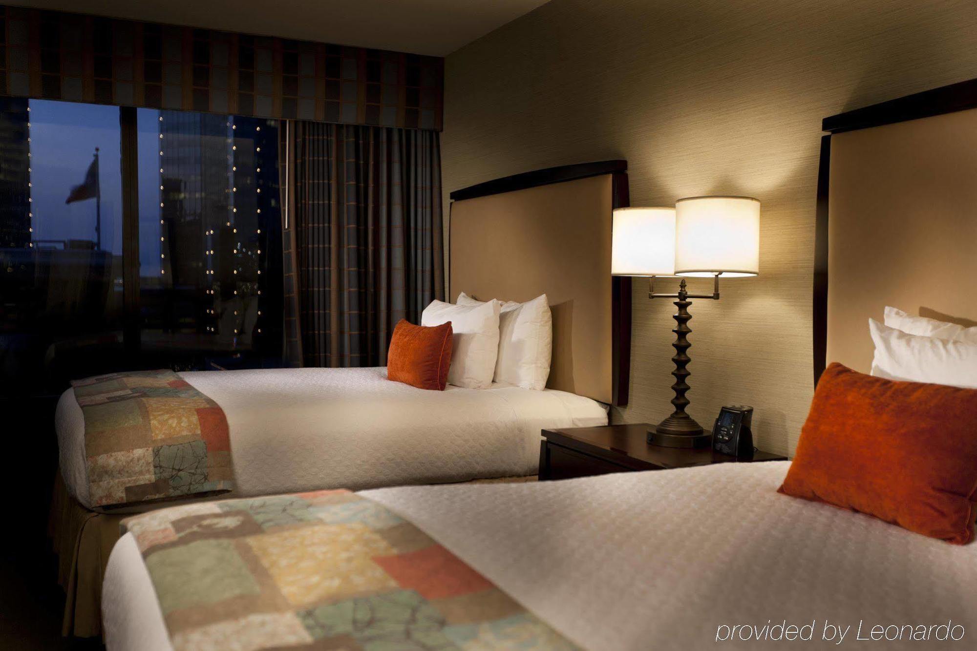 Embassy Suites Fort Worth - Downtown Номер фото