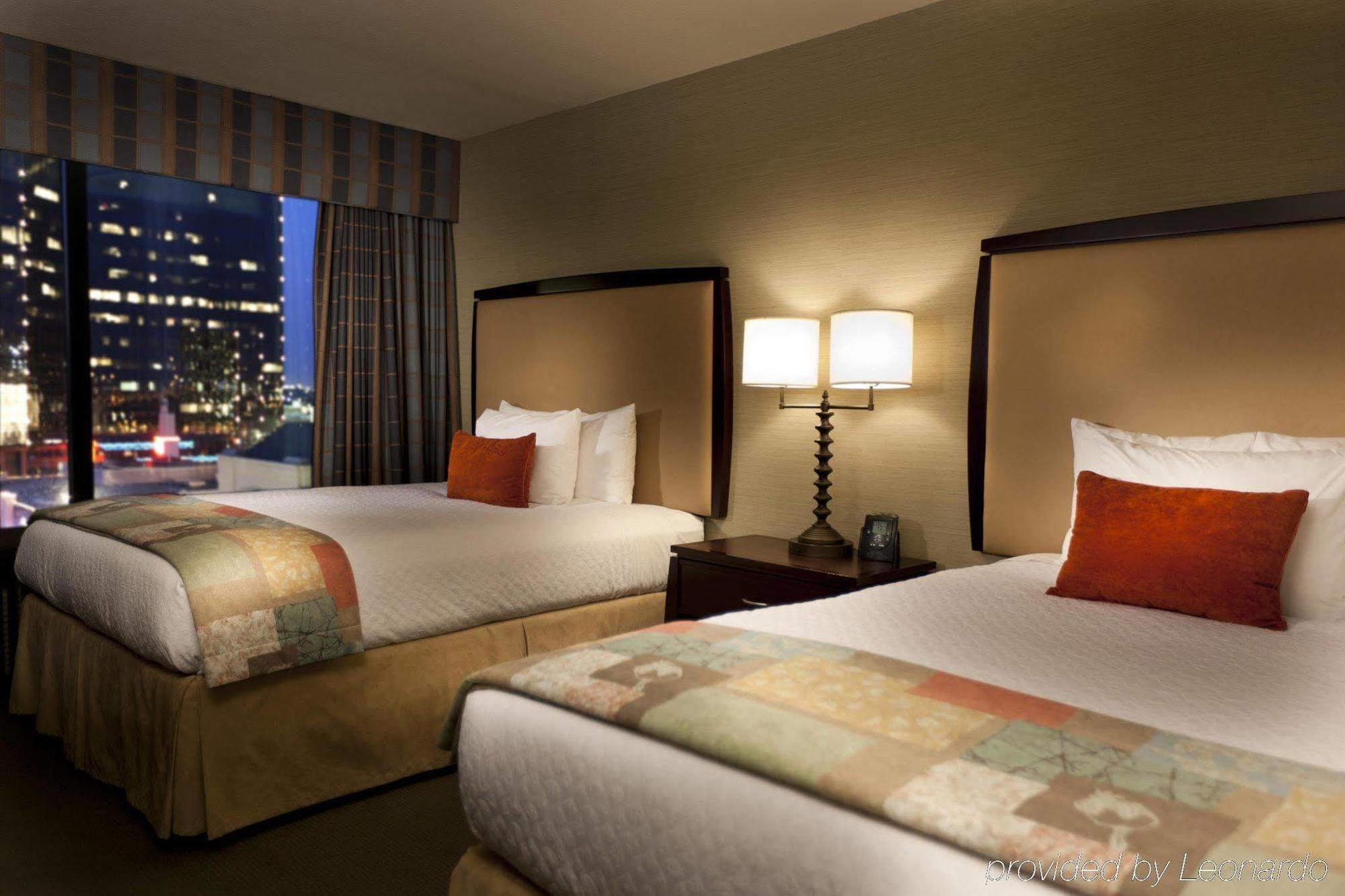 Embassy Suites By Hilton Fort Worth Downtown Номер фото