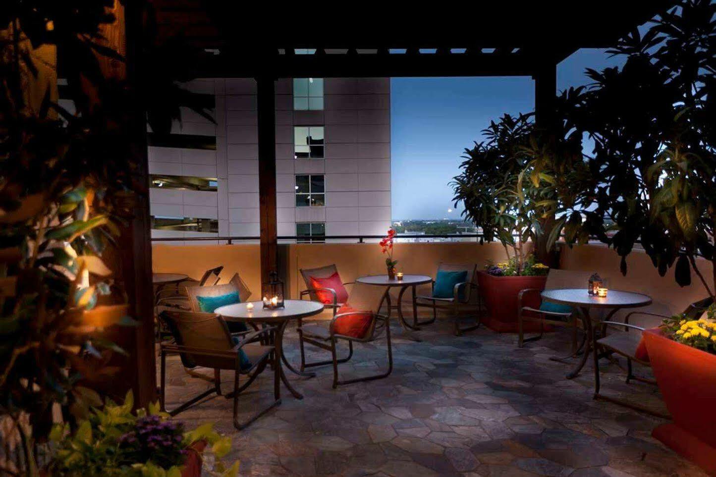 Embassy Suites By Hilton Fort Worth Downtown Екстер'єр фото